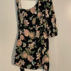 Who What Wear Dress One shoulder covered